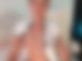 Live cam show with AmberLewis - Amateur Lovense on livesuperchat.net