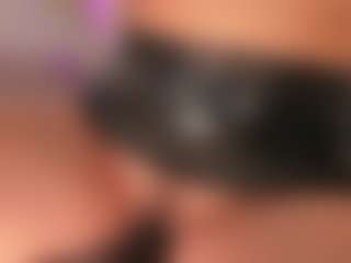 AmberLewis's Live Sex Cam Show