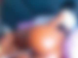 Live cam show with SofiaCopper - Ebony Teen (18+) on Hubzter Live