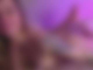 Live cam show with Miss Lana - Blonde Hair Petite on Camsoda