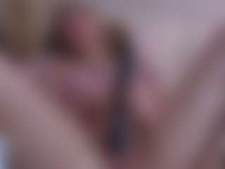 Live cam show with Miss Lana - Shaved Pussy Latina on TottyGirls | colombia