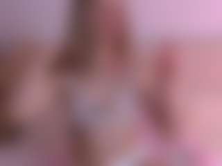 Live cam show with Miss Lana - Blowjob on PervPlay.com