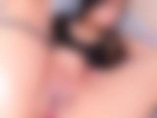 Live cam show with Riley thompson - Latina Toys on Dare Cams