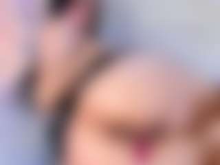Live cam show with Riley thompson - Young Adult on Milfs Live