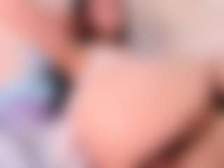 Live cam show with Riley thompson - Tease on Camsoda