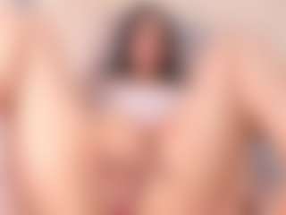 Live cam show with Riley thompson - Teen (18+) on Camsoda
