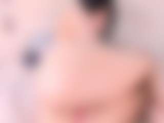 Live cam show with Riley thompson - Young Adult Teen (18+) on Camsoda