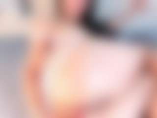Live cam show with Riley thompson - Tease on Camsoda