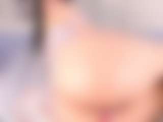 Live cam show with Riley thompson - Squirt Latina on Camsoda