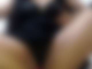 Live cam show with AliciaBoobs69 - Living Room on Camsoda