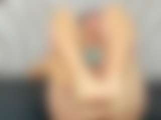 Live cam show with D A N I E L A - Amateur on TastyBlacksLive