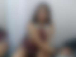 Live cam show with D A N I E L A - White on studioflirtlive.com | colombia