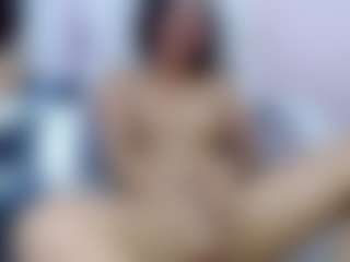 Live cam show with D A N I E L A - Small Tits on TeamSkeetLive