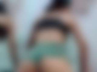 D A N I E L A's Live Sex Cam Show