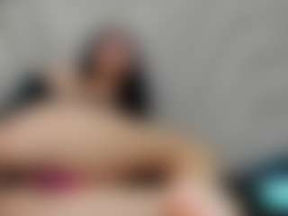 Live-Cam-Show mit D A N I E L A - Spank auf Camsoda
