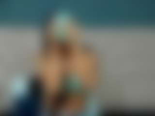 D A N I E L A's Live Sex Cam Show
