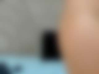 D A N I E L A's Live Sex Cam Show