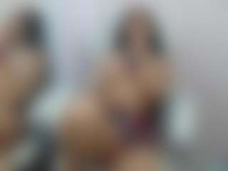 D A N I E L A's Live Sex Cam Show