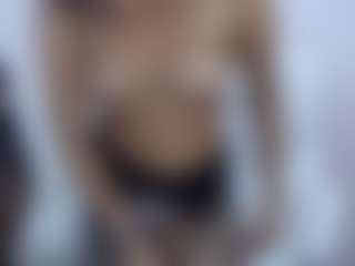 Live cam show with D A N I E L A - Amateur on sexylive.show