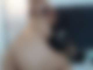 Show de cam sexual en vivo de D A N I E L A