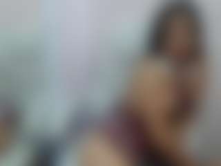 Live cam show with D A N I E L A - Flashing on Dolls Live