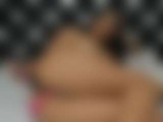D A N I E L A's Live Sex Cam Show