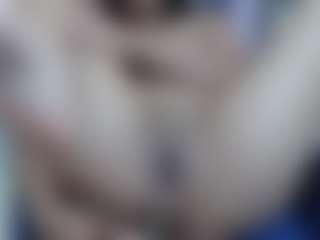 Live cam show with D A N I E L A - Striptease on pussylord.com