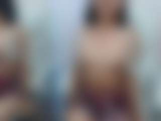 D A N I E L A's Live Sex Cam Show