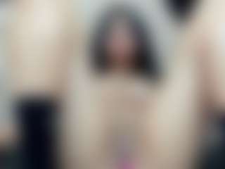 Spettacolo in cam dal vivo con D A N I E L A - Twerk su Camsoda