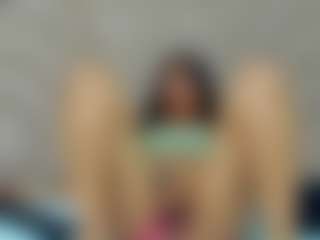 Live cam show with D A N I E L A - Flashing on Streamer API
