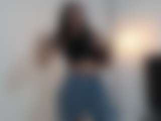 Live cam show with D A N I E L A - Moaning on camwithhim.com