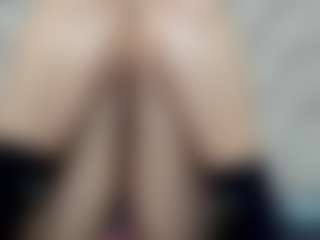 D A N I E L A's Live Sex Cam Show