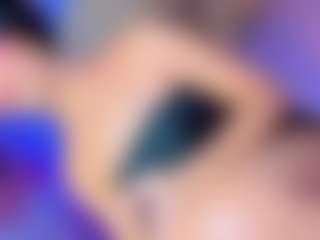 Live cam show with ArantzaBaby - Tease on Camsoda
