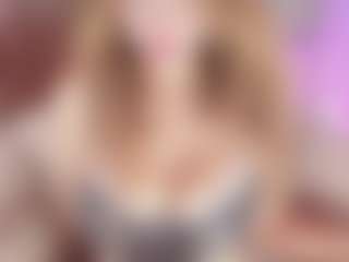 Live cam show with Kenay fox - Blonde Hair on CamwithHer