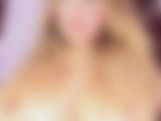 Live cam show with Kenay fox - Public BBW on Hubzter Live