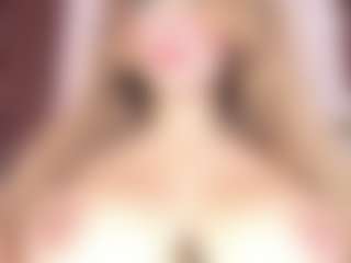 Live cam show with Kenay fox - Blonde Hair on CamClone