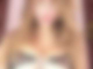 Live cam show with Kenay fox - Facial on StripNow