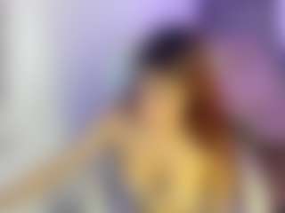 Live cam show with Lunita Cute Girl - College on SmokeAndPoke