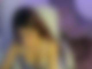 Live cam show with Lunita Cute Girl - Moaning on Porn Luv