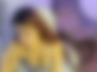 Live cam show with Lunita Cute Girl - Handjob on Big Tits