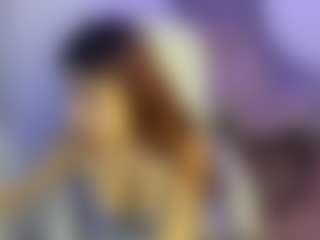 Live cam show with Lunita Cute Girl - Dildo Or Vibrator on Ass Tok