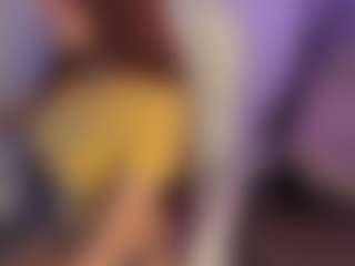 Live cam show with Lunita Cute Girl - Nipple Piercings on Cam Slut