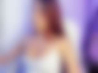 Live cam show with Lunita Cute Girl - Moaning on milfzrlive.com