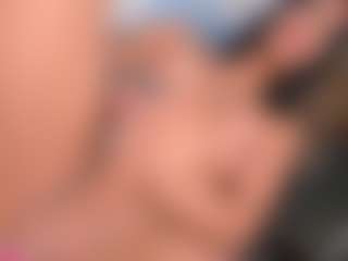 Show in cam erotica live di Madihotgod