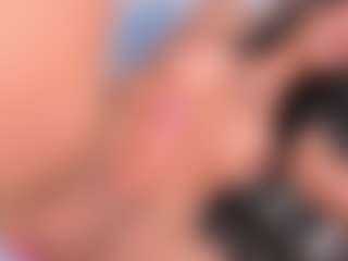 Live cam show with Madihotgod - Tease on CamwithHer