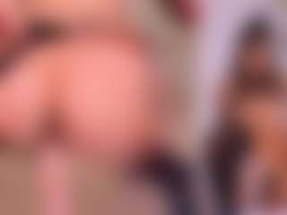 Live cam show with MicheleBrooks - Red Hair on AdultVida.com