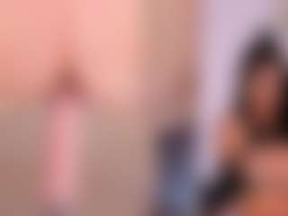Live cam show with MicheleBrooks - Teen (18+) on AdultVida.com