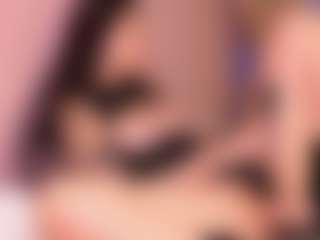 Live cam show with MicheleBrooks - Thong on SinfulBabes