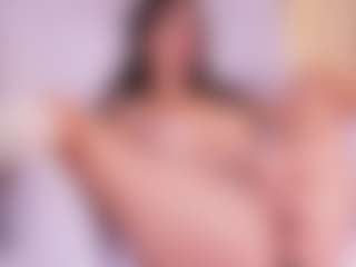Live cam show with MicheleBrooks - Bikini on TeamSkeetLive