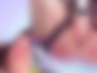 Live cam show with MicheleBrooks - Toys Teen (18+) on intimatelivegirls.com